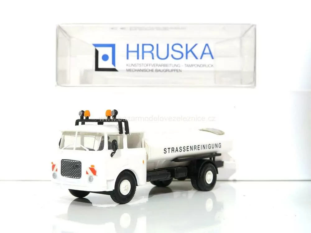 Hruska - ŠKODA cisterna kropička - HO