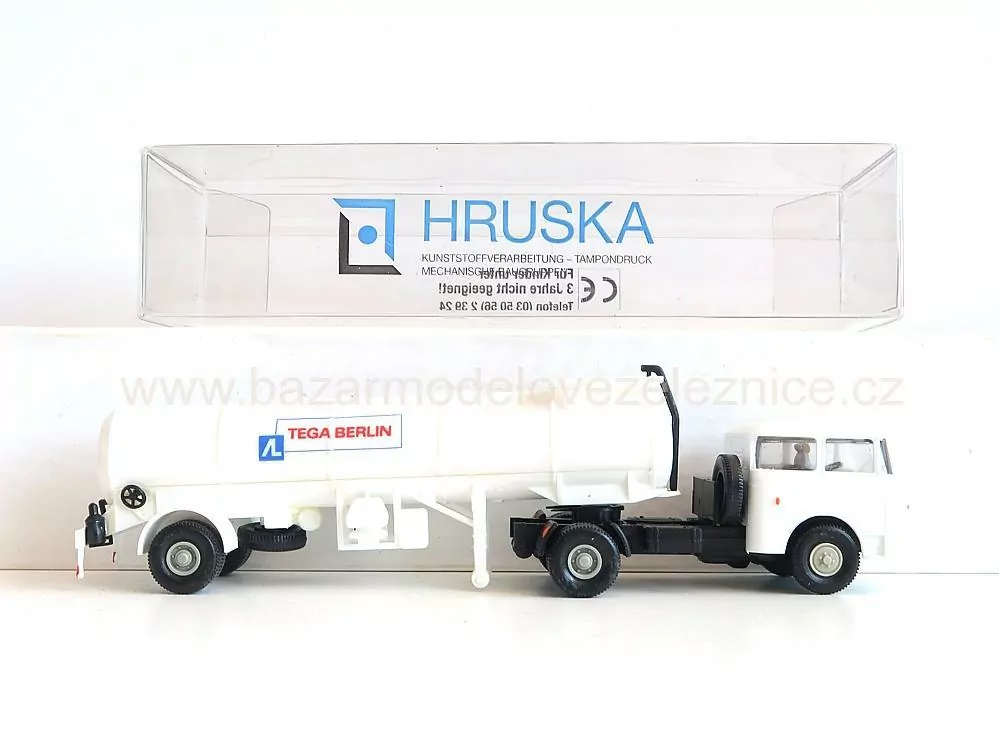 Hruska - ŠKODA CISTERNA Tega Berlin - HO