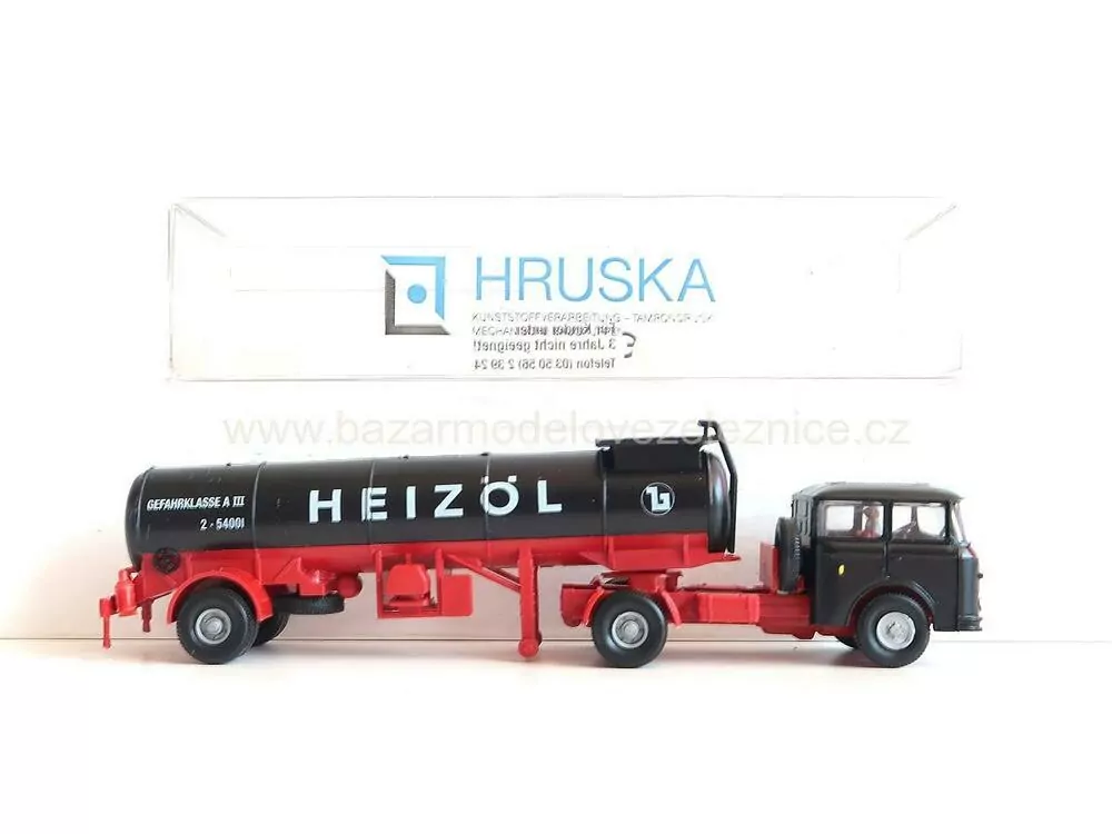 Hruska - ŠKODA CISTERNA HEIZOL - HO