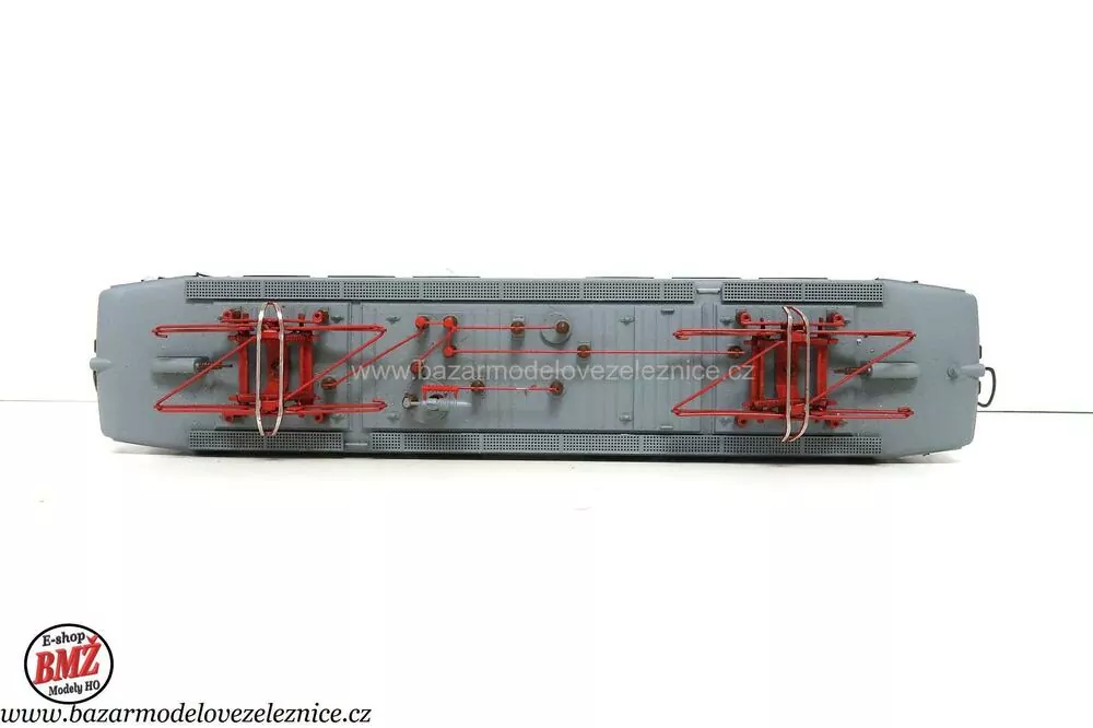 BRAWA - DSS - Elektrická lokomotiva E 42 140 DR - HO