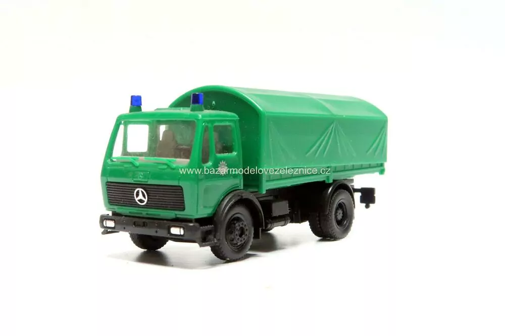 Mercedes - Plachta - HO