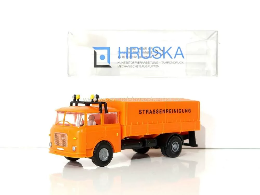 Hruska - ŠKODA plachta Technický - HO