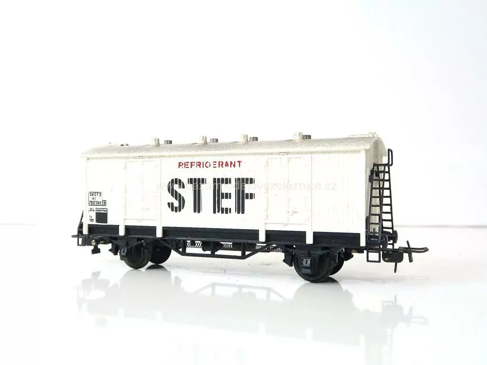 Hornby - Chladírenský vůz SNCF Stef - HO