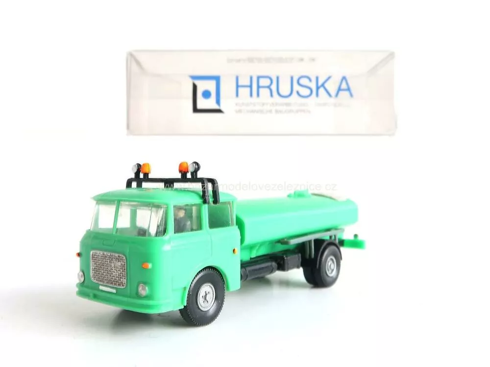 Hruska - ŠKODA cisterna kropička - HO