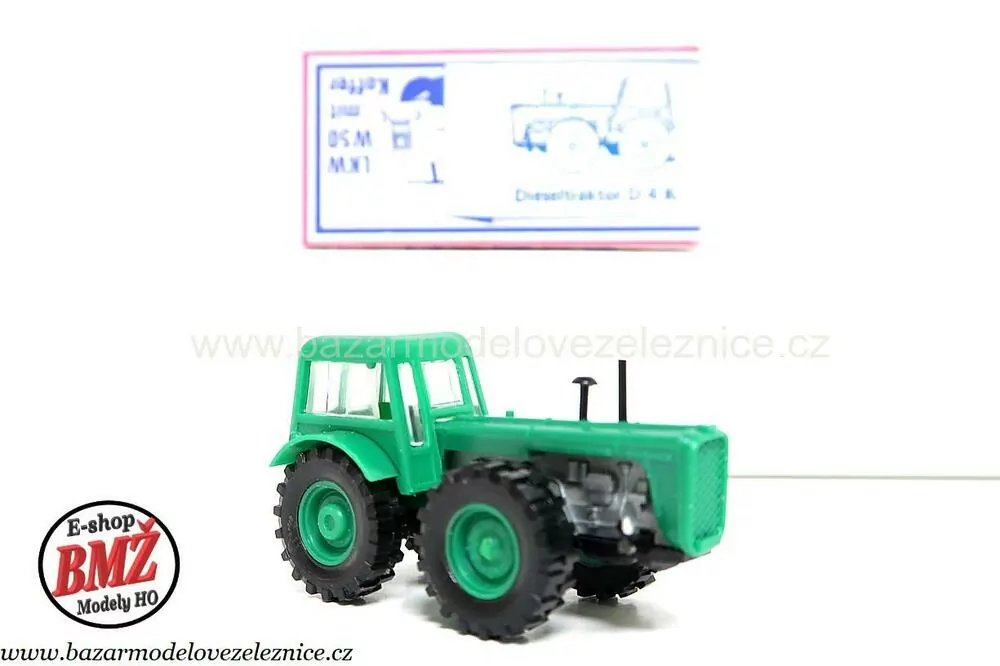 VEB - Traktor D 4 K - HO