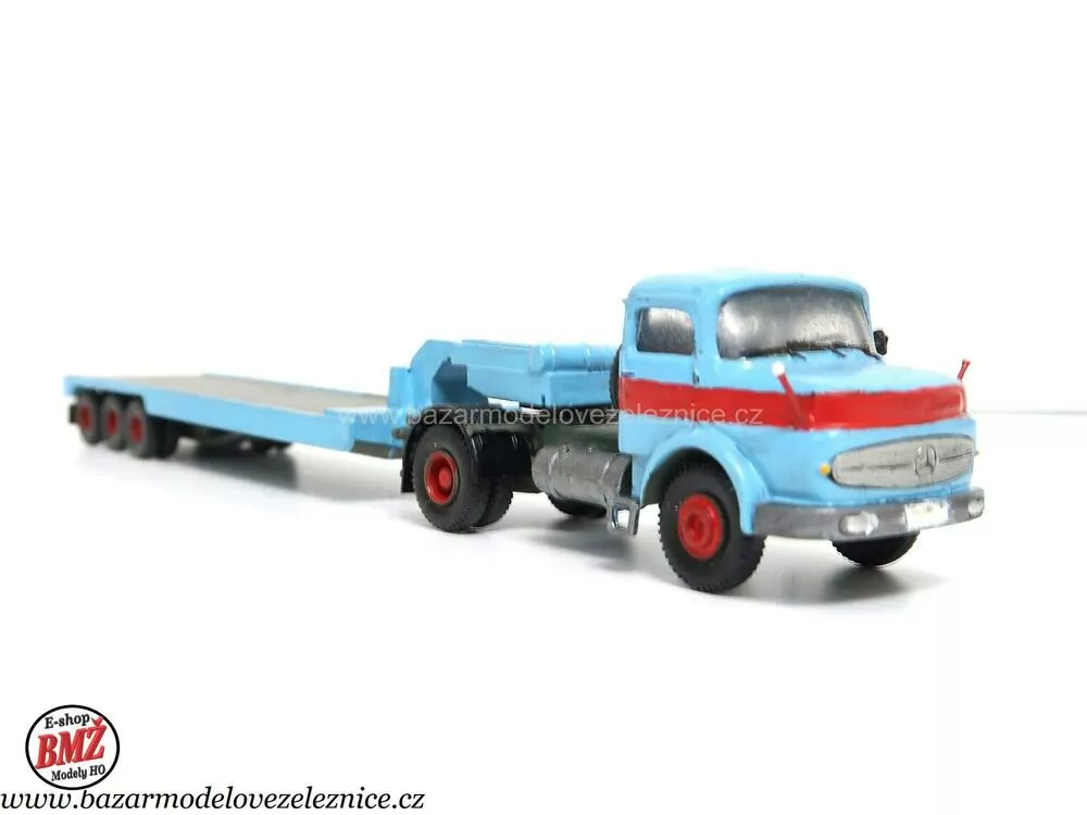 Wiking - Mercedes na těžkou techniku - HO