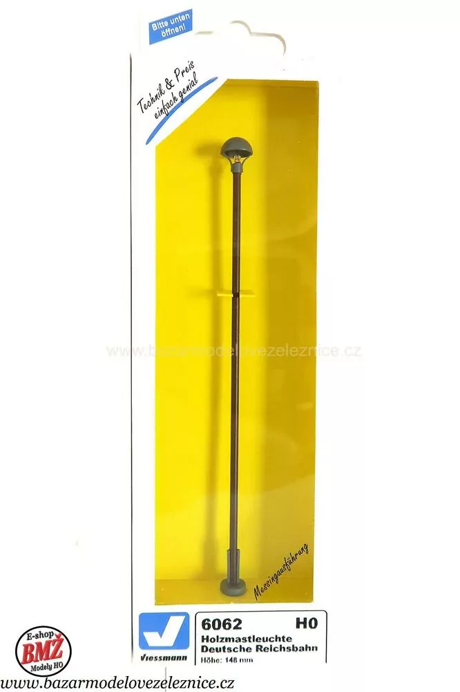 Wiessmann - lampa na dřevěném stožáru - HO