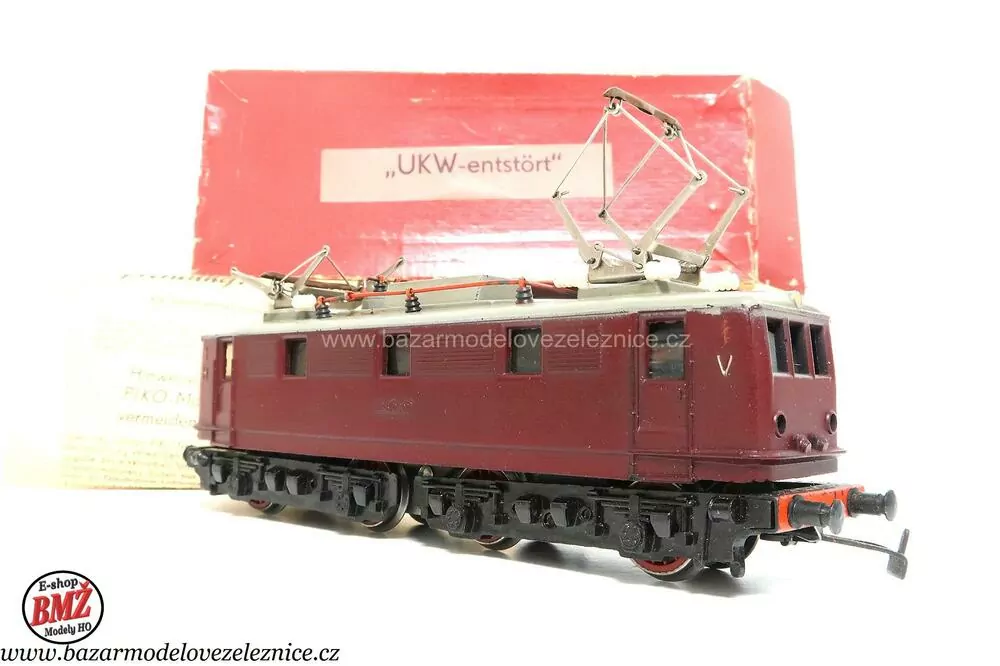 Piko DDR - Elektrická lokomotiva E 46 0701 DR - HO