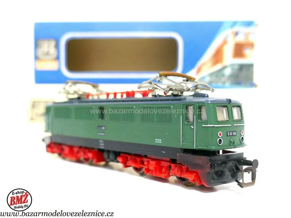 BTTB - Elektrická lokomotiva E 42 018 DR - TT
