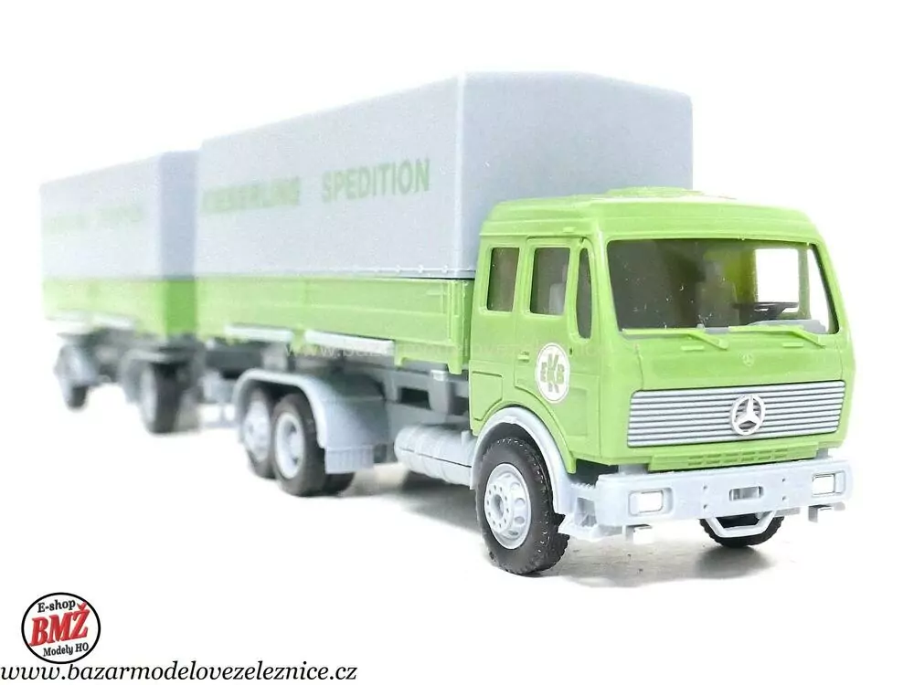 Herpa - Mercedes s přívěsem - HO
