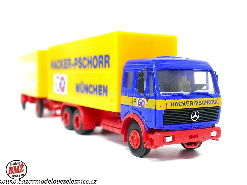 Herpa - Mercedes s přívěsem - HO