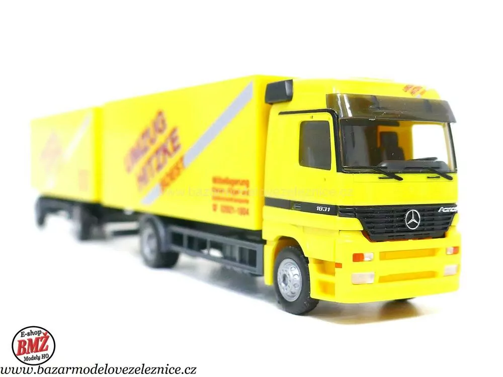 Herpa - Mercedes s přívěsem - HO