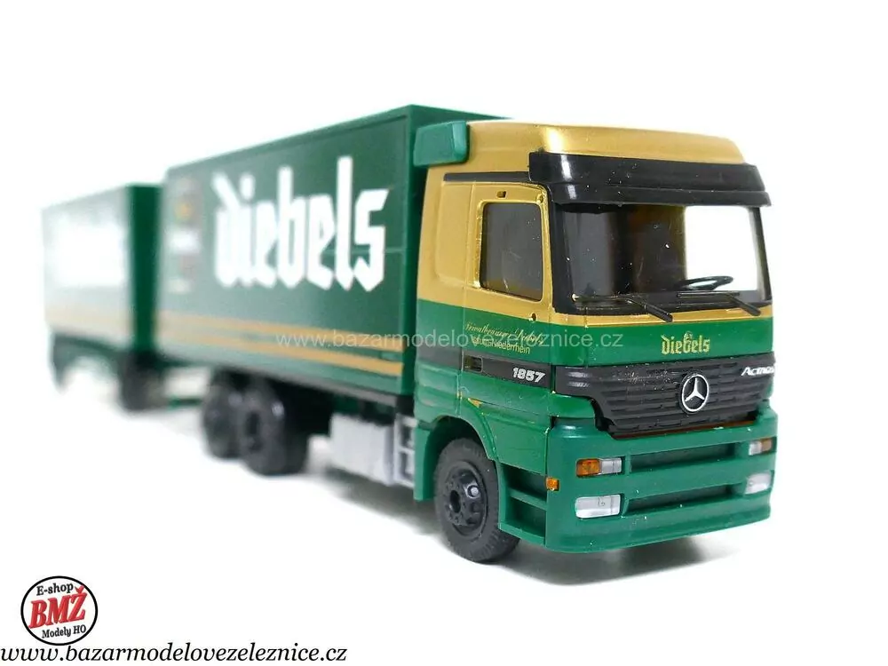 Albedo - Mercedes s přívěsem - HO