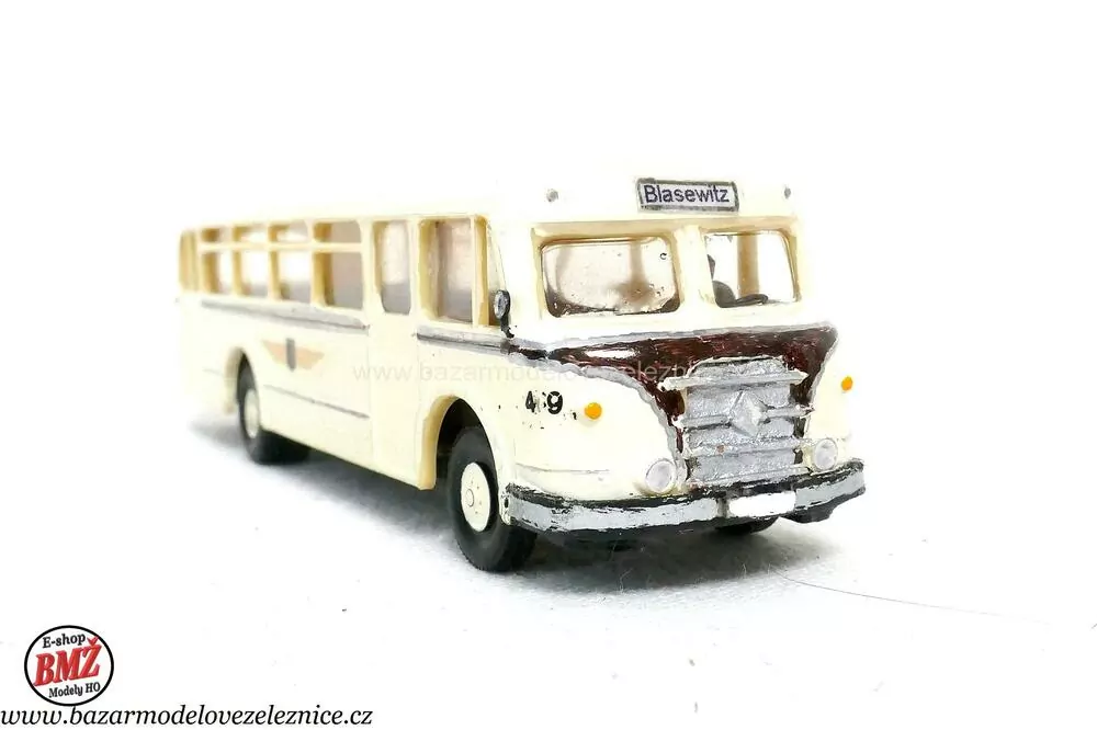 ? - Bus - HO
