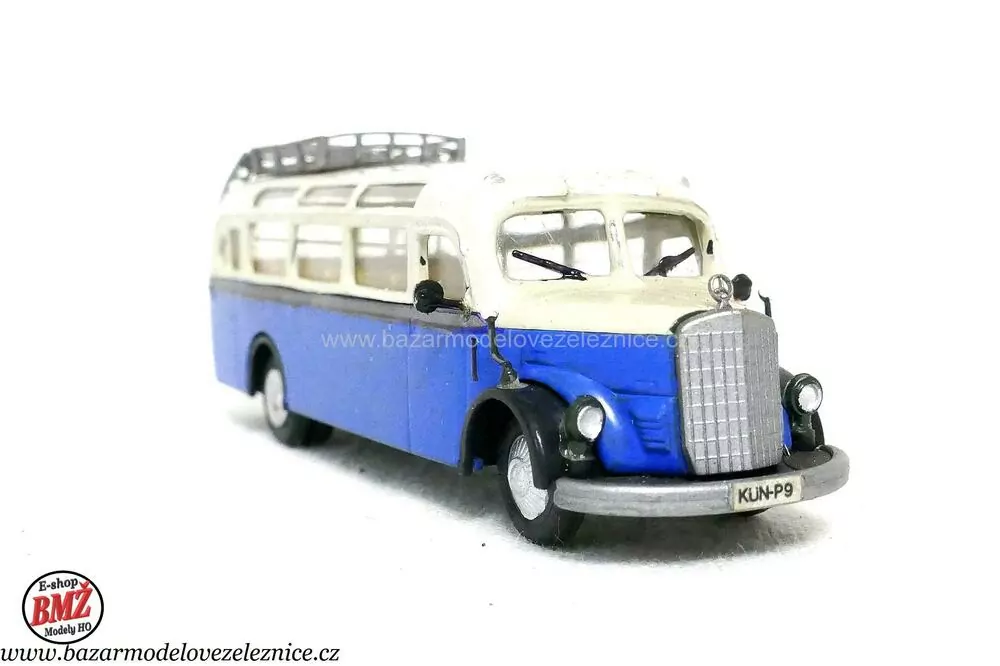 Praline - Bus Mercedes - HO