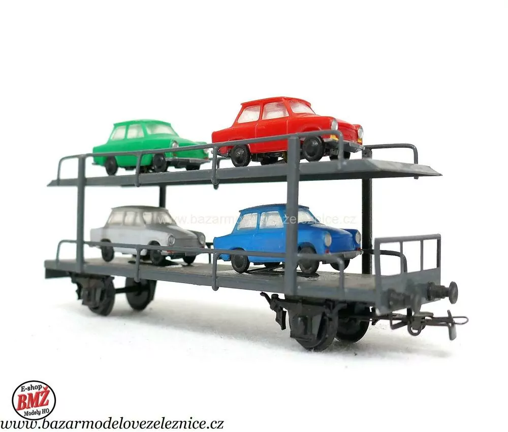Piko DDR - Nákladní vůz DR s auty Trabant - HO
