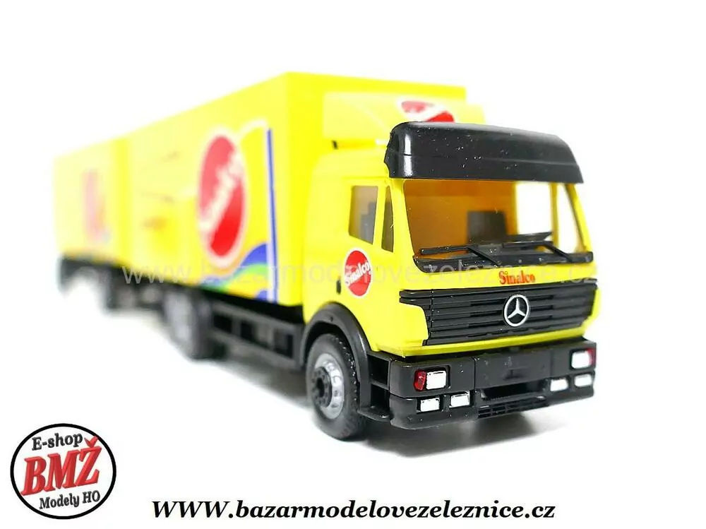 Herpa - Mercedes s přívěsem - HO