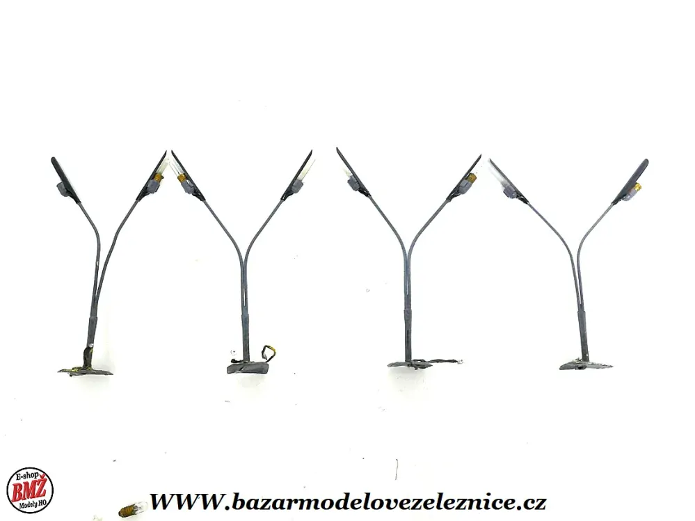 VEB - 4 x Lampa pouliční - HO
