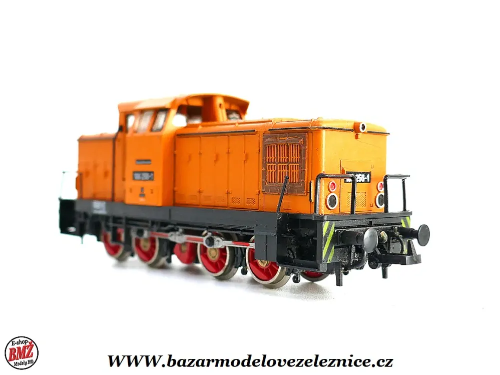 Piko DDR - DC - Dieselová lokomotiva BR 106 256 DR - HO