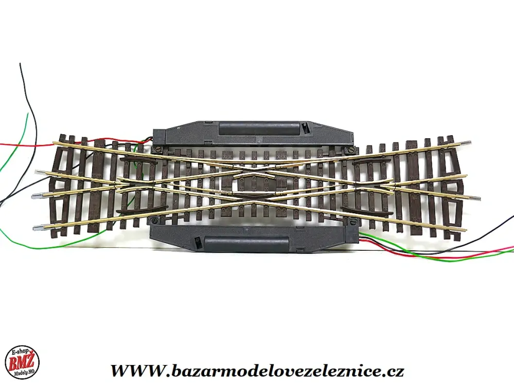 Roco line - EKW15 Výhybka elektrická křížová jednoduchá 230mm, R531,0mm/15° - HO