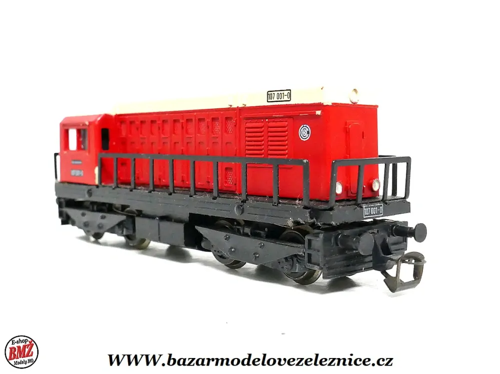 BTTB - Dieselová lokomotiva BR 107 001 DR - TT
