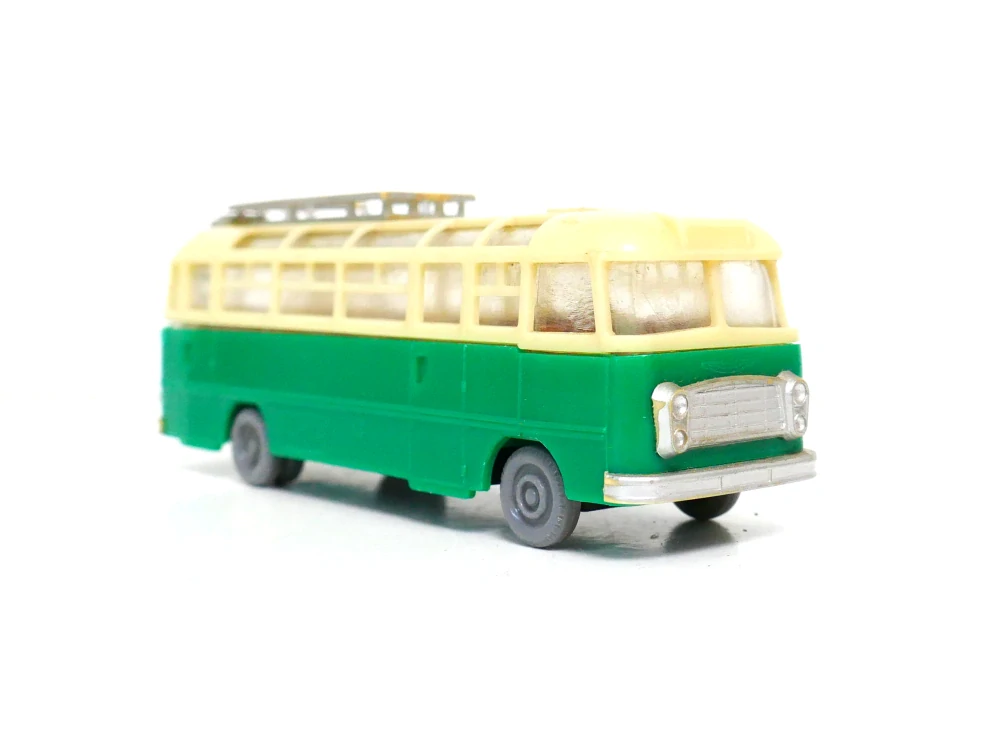 WEB - Ikarus 31 - HO
