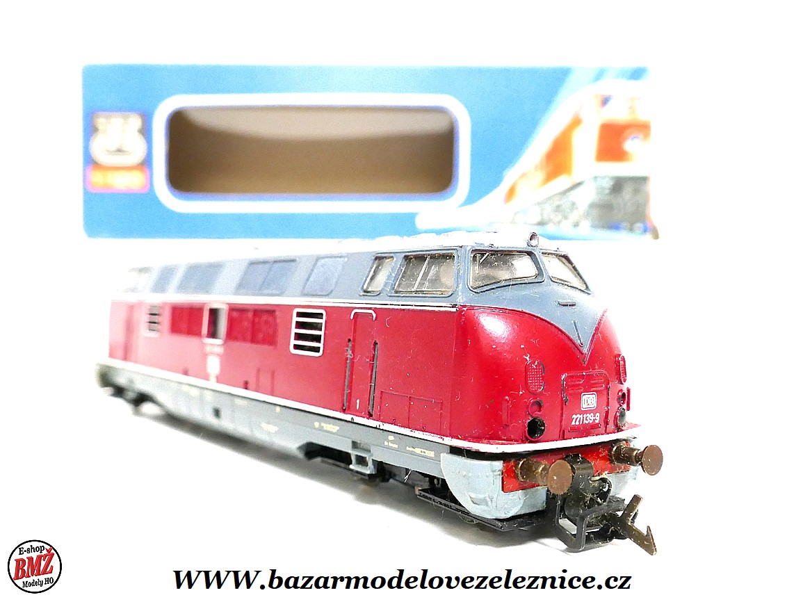 BTTB - Dieselová lokomotiva BR 221 139 DB - TT