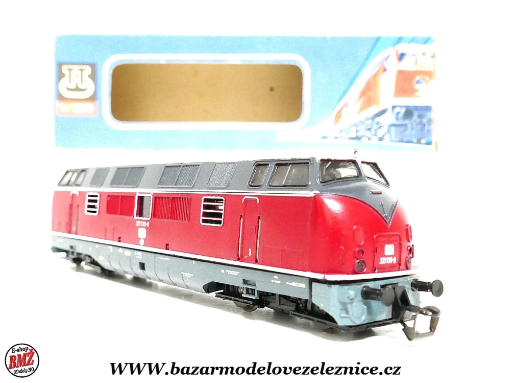BTTB - Dieselová lokomotiva BR 221 139 DB - TT