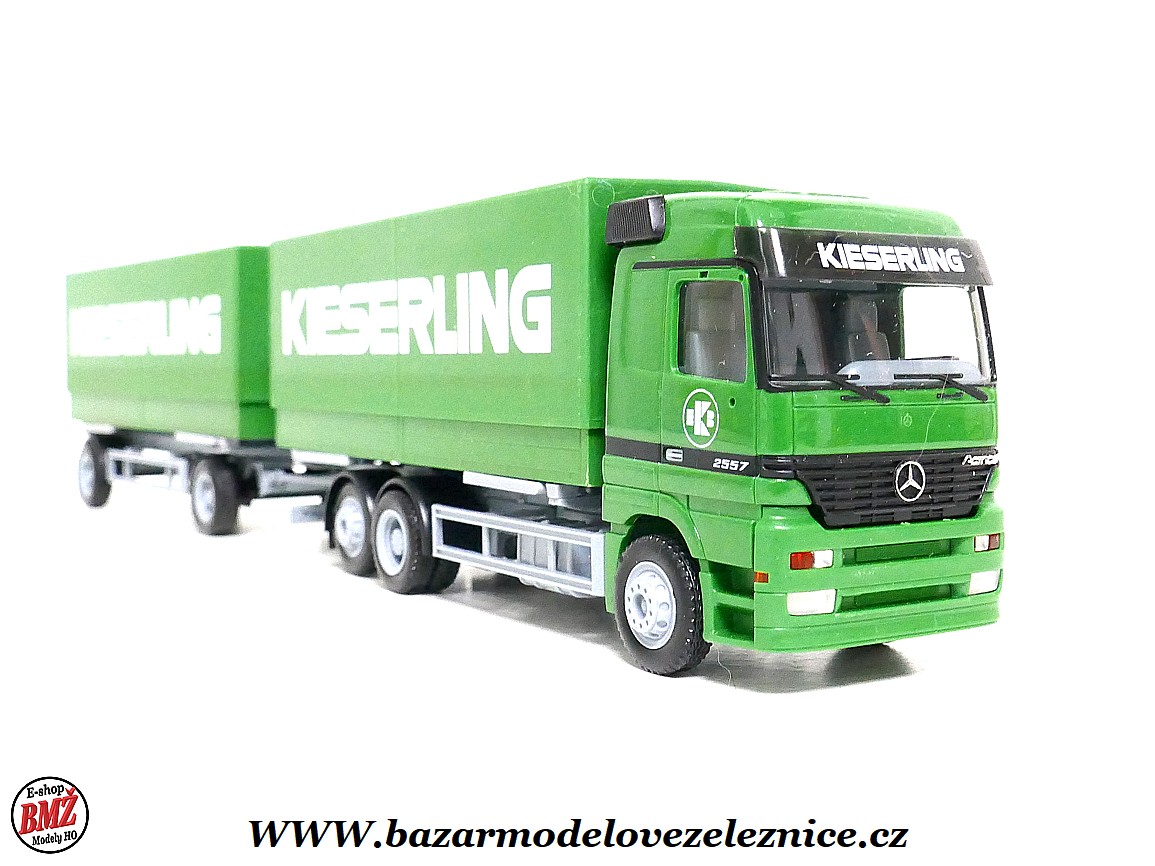 Herpa - Mercedes plachta s přívěsem - HO