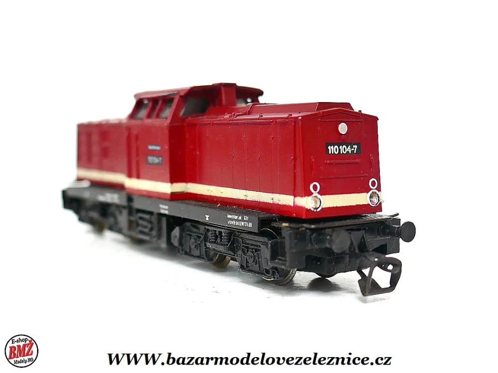 BTTB - Dieselová lokomotiva BR 110 104 DR - TT