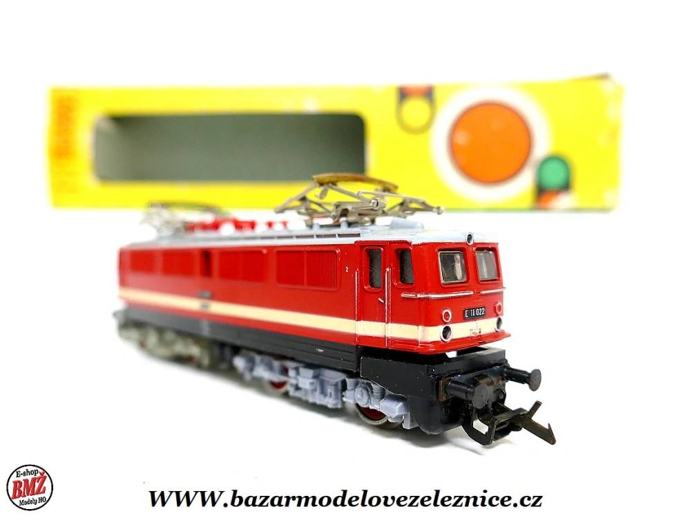 BTTB - Elektrická lokomotiva E 11 022 DR - TT