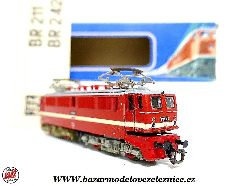 BTTB - Elektrická lokomotiva E 211 010 DR - TT