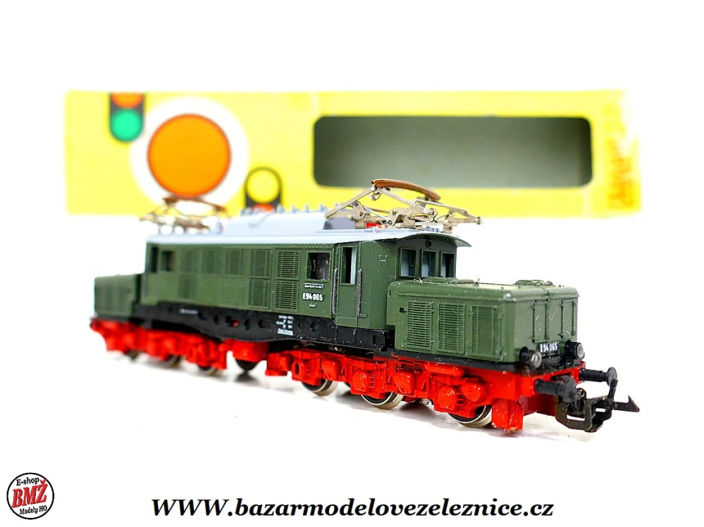 BTTB - Elektrická lokomotiva E 94 065 DR - TT