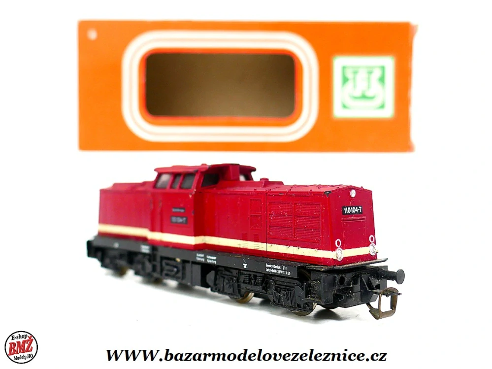 BTTB - Dieselová lokomotiva BR 110 104 DR - TT