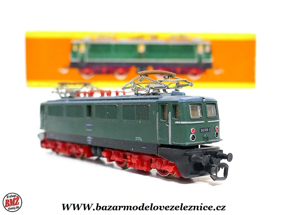 Zeuke - Elektrická lokomotiva BR 242 018 DR - TT