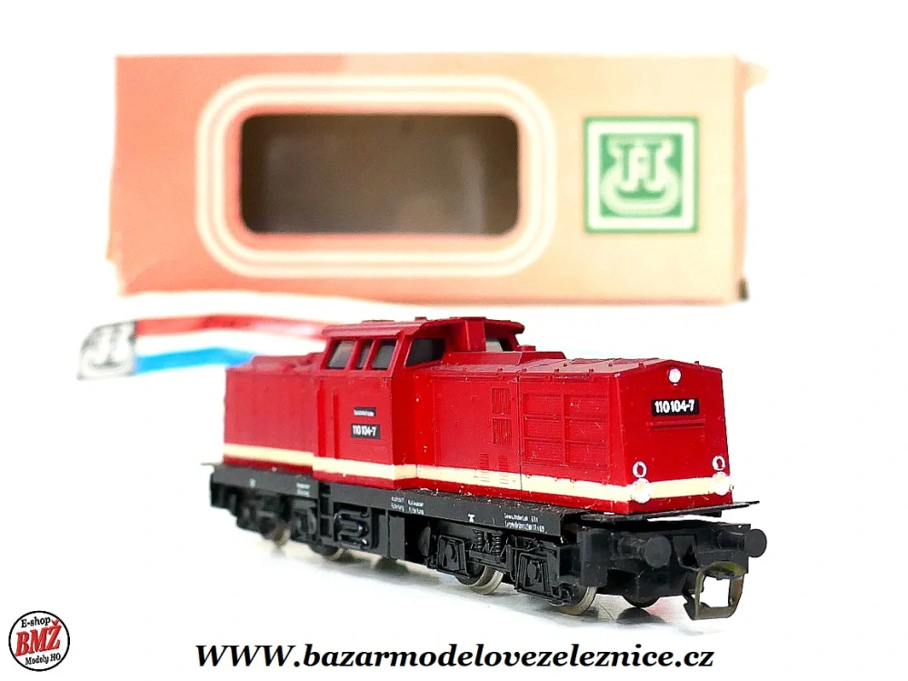 BTTB - Dieselová lokomotiva BR 110 104 DR - TT