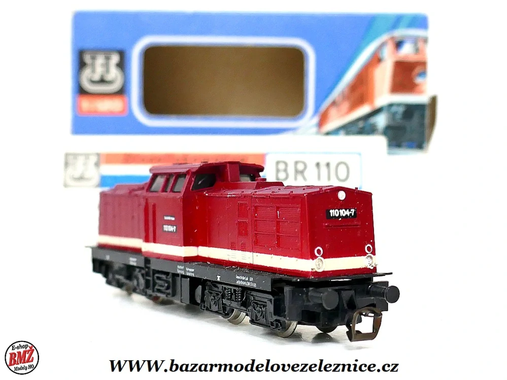 BTTB - Dieselová lokomotiva BR 110 104 DR - TT
