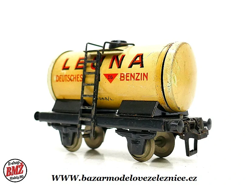 ? - Cisternový vůz Leunal plechový model - HO