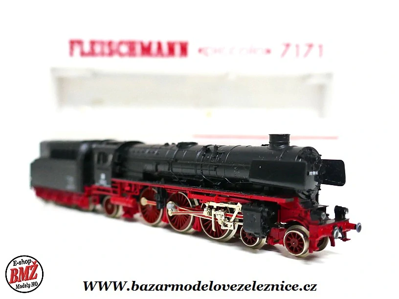 Fleischmann - Parní lokomotiva BR 012 DB - N
