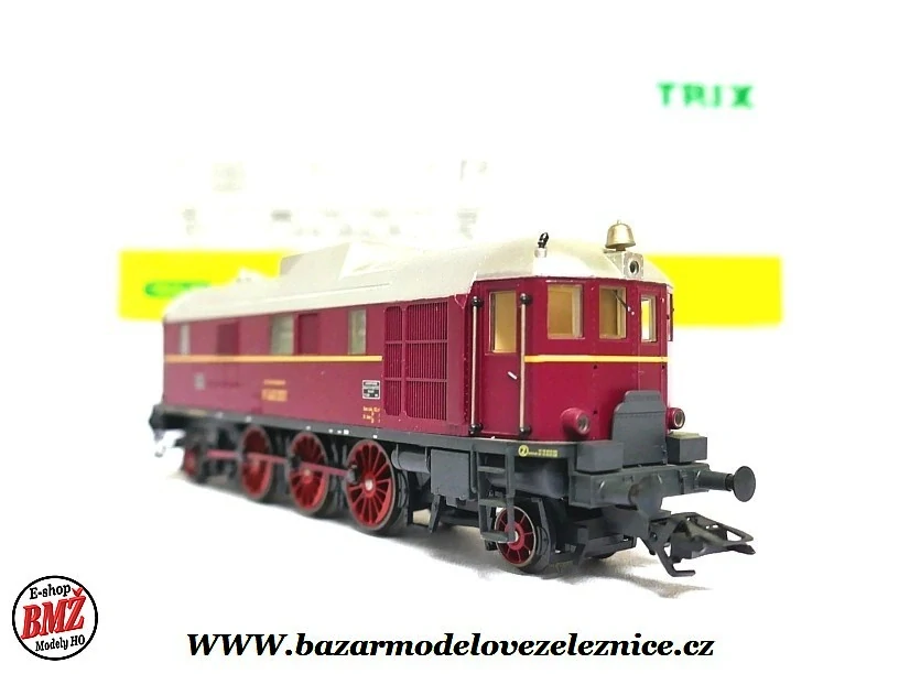 Trix - DSS - Dieselová lokomotiva V 140 001 DB - HO