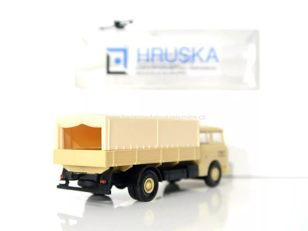 Hruska - ŠKODA plachta - HO