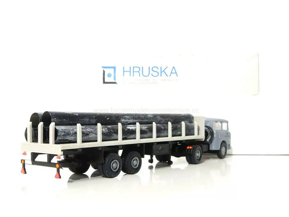 Hruska - ŠKODA návěs plošina s nákladem - HO