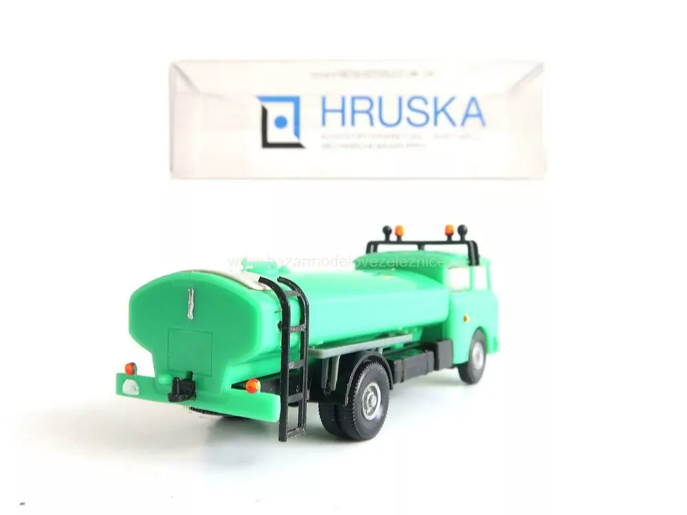 Hruska - ŠKODA cisterna kropička - HO