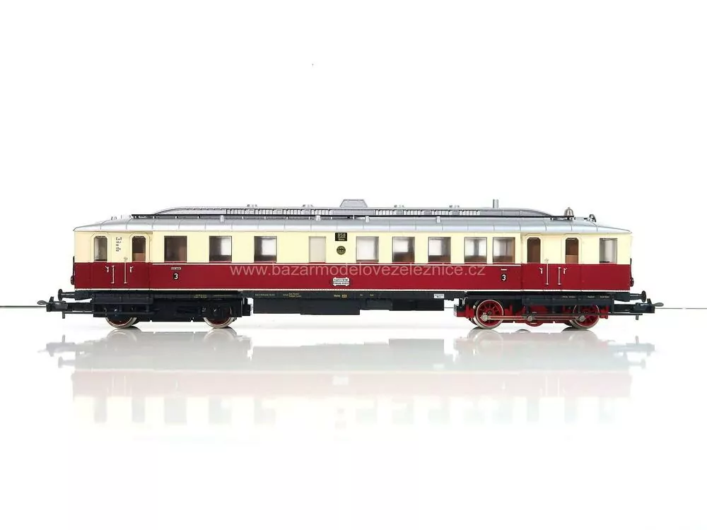 Trix - DC - Motorový vůz VT 858 DRG - HO