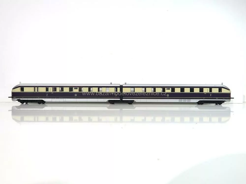 Kato - DCC - Motorová souprava SVT 877 DRG - HO