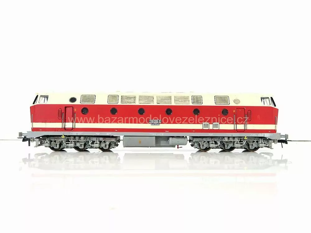 Brawa - DSS - Dieselová lokomotiva BR 119 006 DR - HO