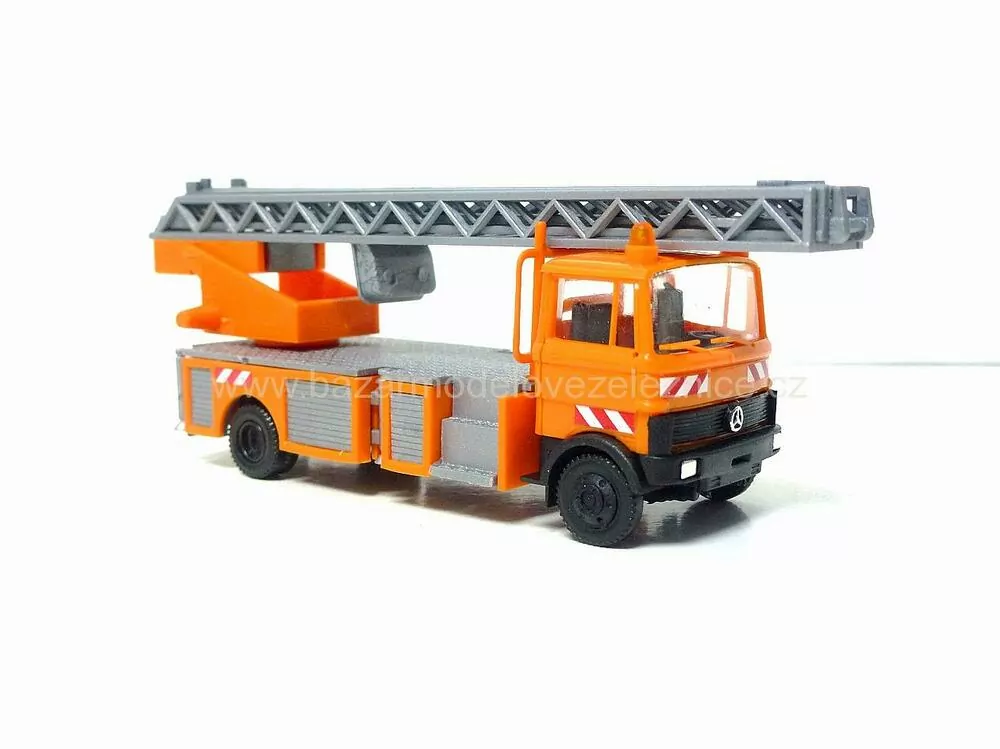 Busch - Mercedes LP 809 žebřík -  HO