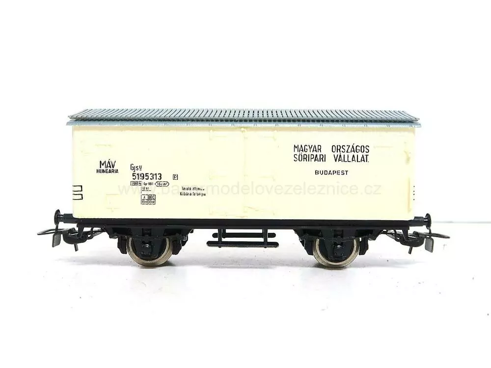 Piko DDR - Chladírenský vůz MÁV - HO