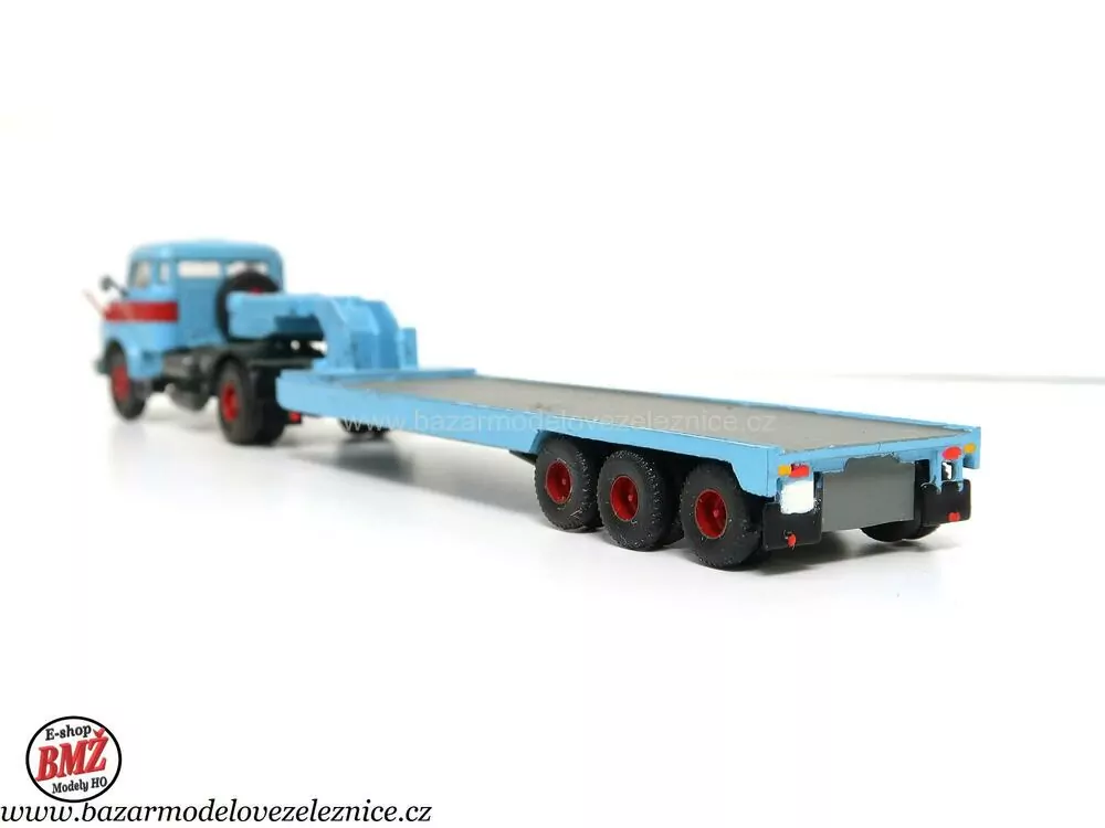 Wiking - Mercedes na těžkou techniku - HO