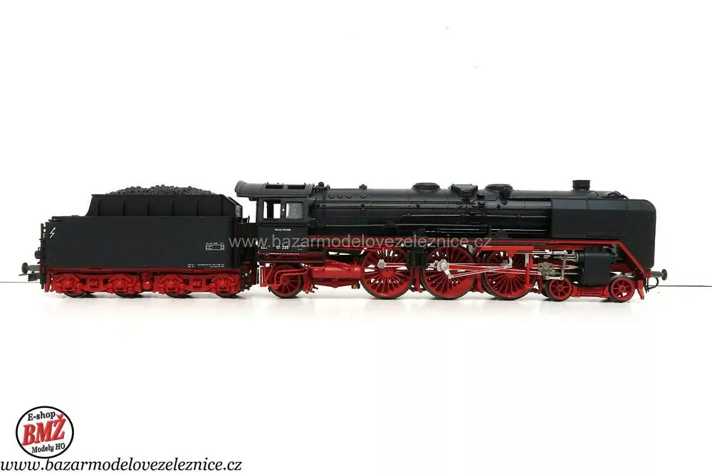 Roco -DC - Parní lokomotiva BR 01 235 DR - HO